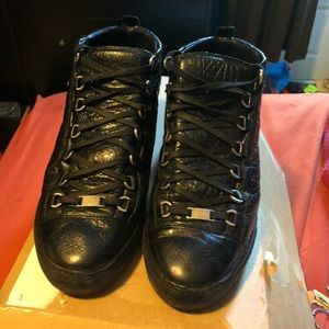 Balenciaga Arenas sz 9.5